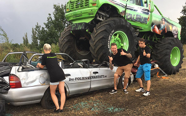 Monstertruck Show | Werbebeschriftung als Sponsor